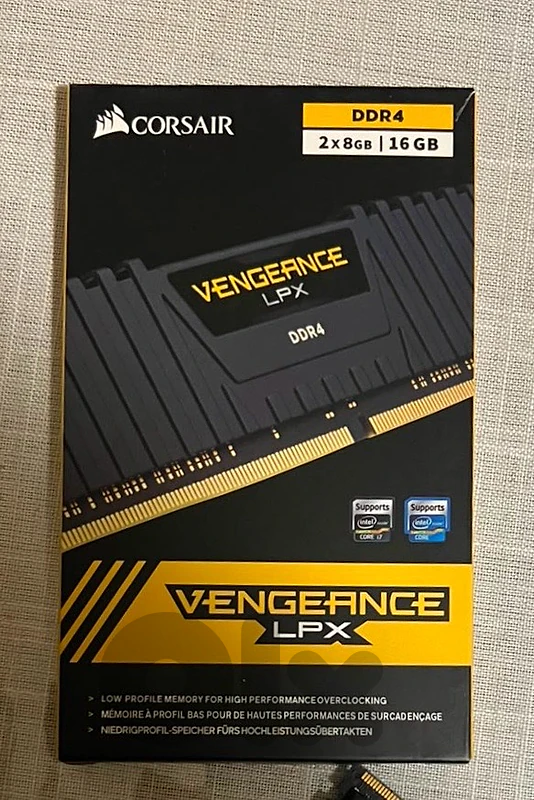 corsair ddr4 rams