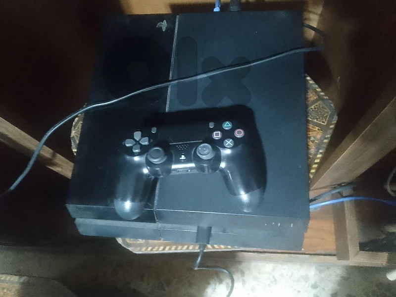 ps4 with controller