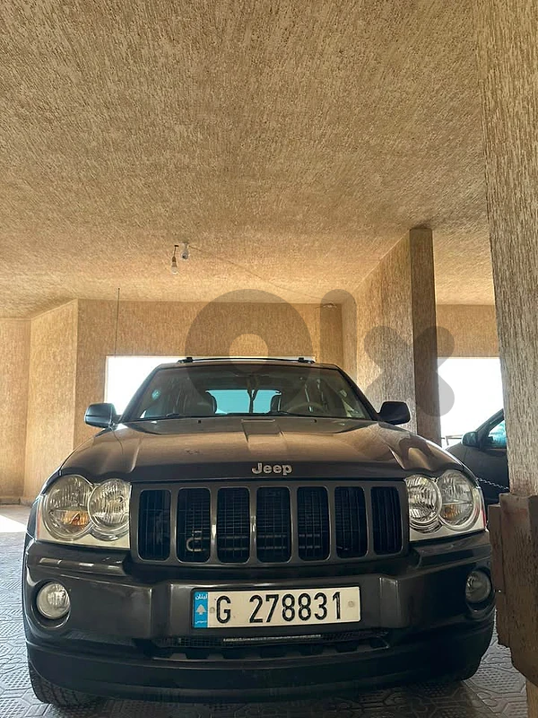Grand cherokee  laredo 2005