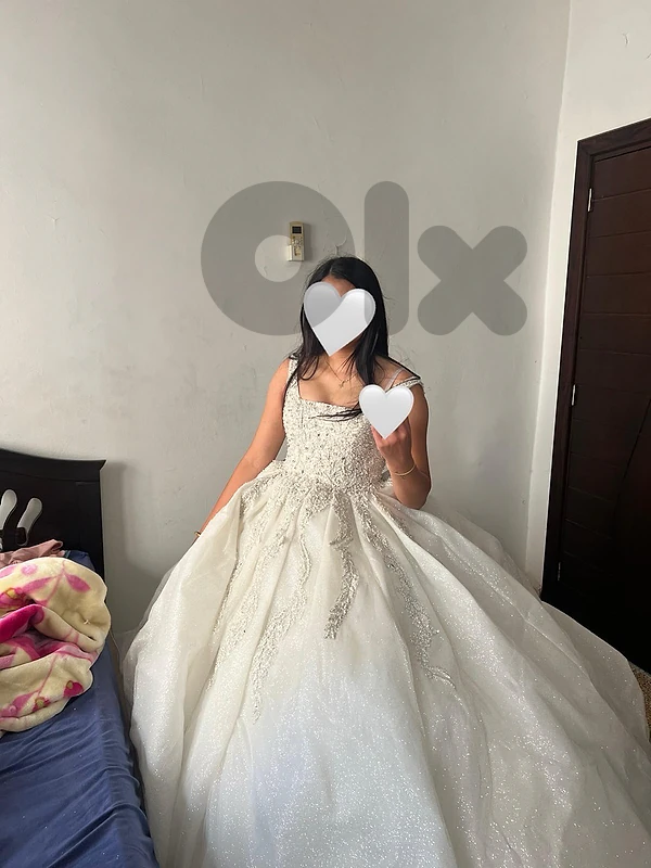wedding dress