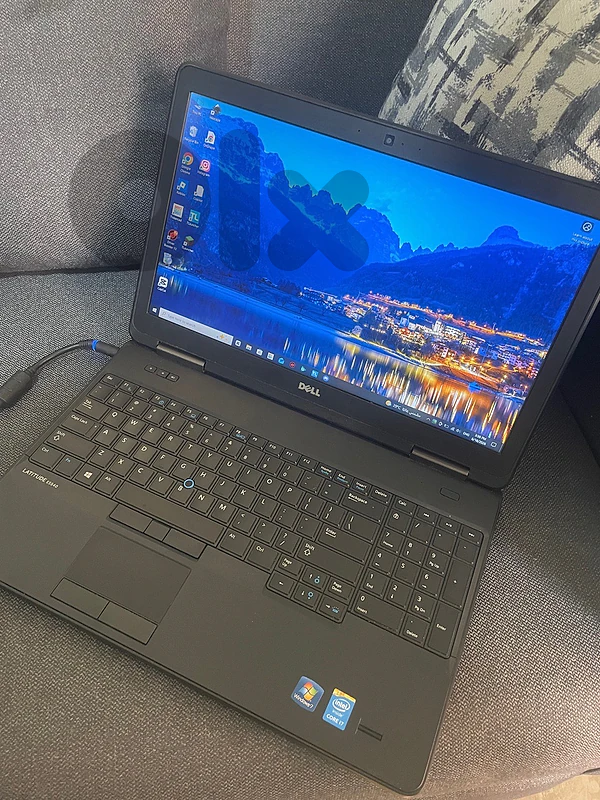 laptop i7 4th gen DELL laptop i7 4th gen DELL