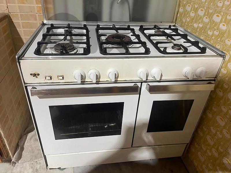 used gas oven (read description)