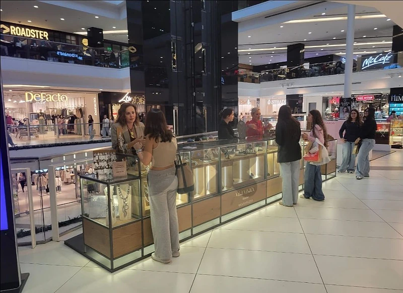 Mall Stand for sale