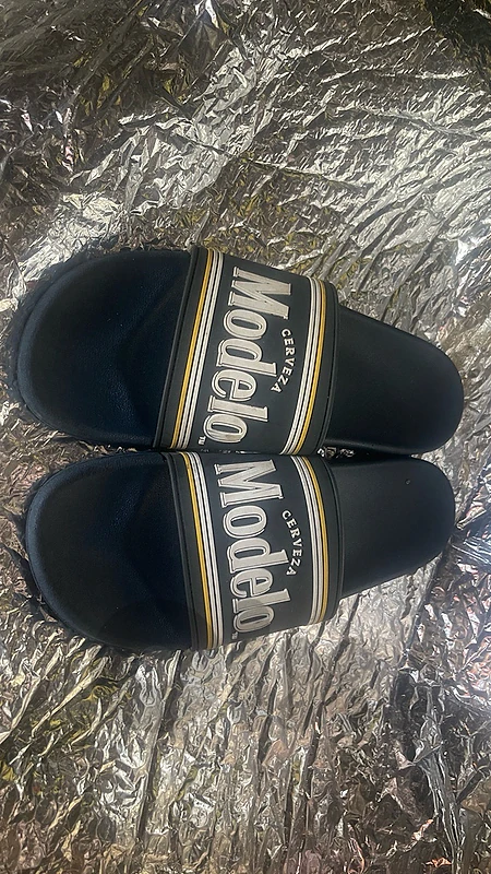 cerveza modelo slide size 45-46 brand new