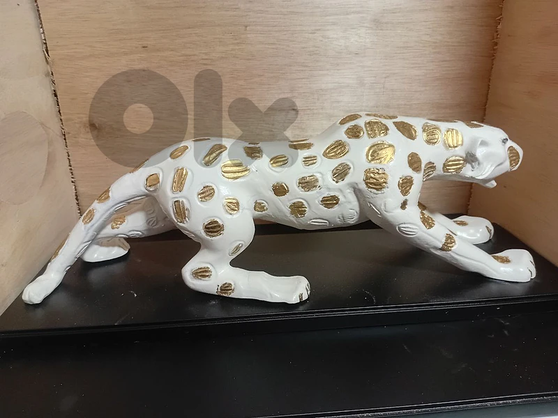 جاكوار. ( البيع جملة ومفرق حسب الطلب )