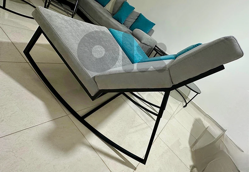 Pair of Modern Rocking Armchairs – Excellent Condition