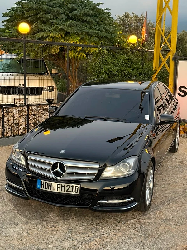 Mercedes-Benz C-Class 2012 c-180