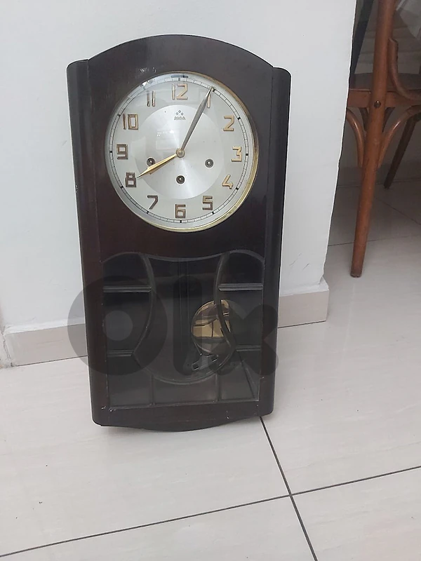 clock ساعة