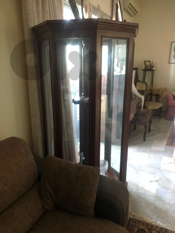 Display cabinet