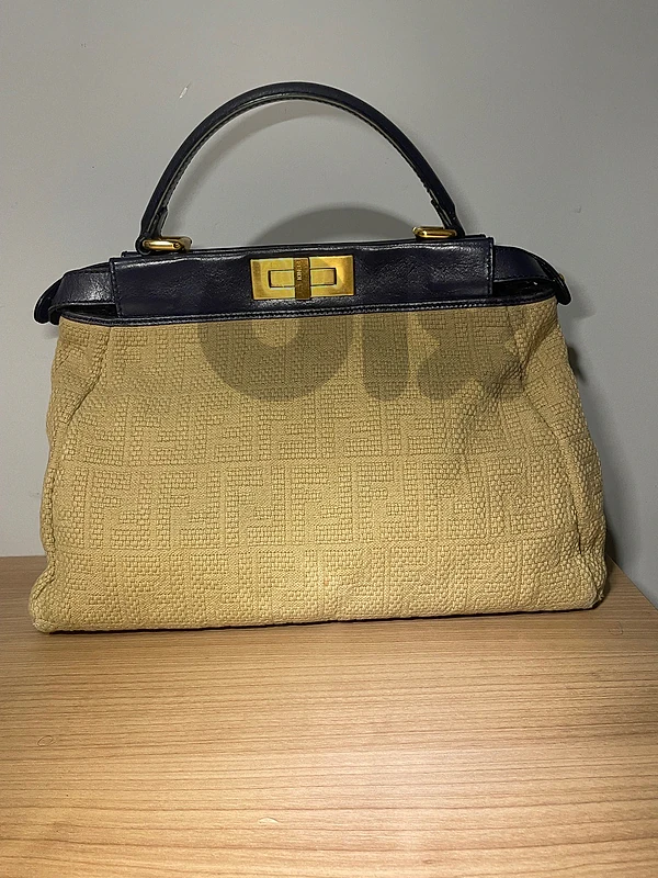 Fendi Peekaboo Hanbag