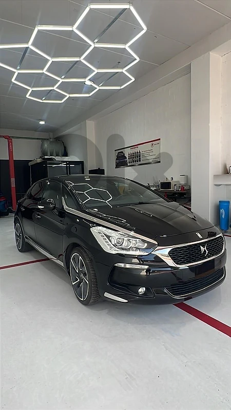Citroen DS 2016 CITROËN DS5