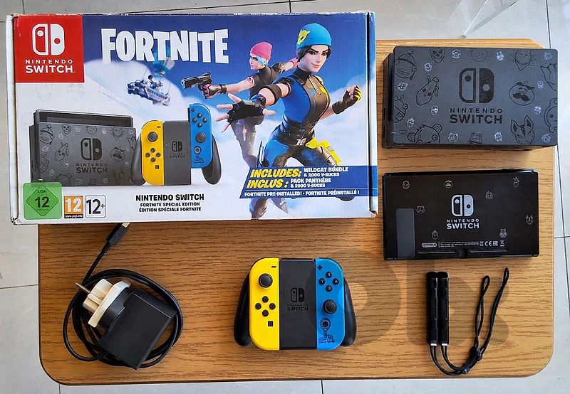 Modded Nintendo Switch V2 (FORTNITE)