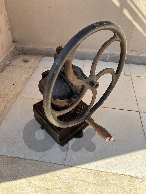 antique coffee blender