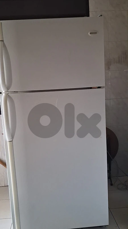 ثلاجة فريدجيدير (Frigidaire) بحالة ممتازة للبيع