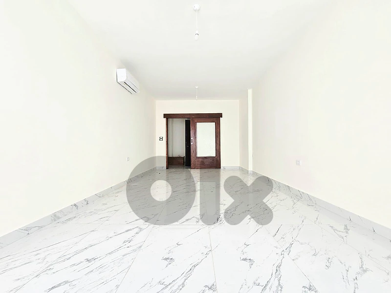 RA26-5358 Apartment for Rent in Ain El Mreisseh | 110 sqm