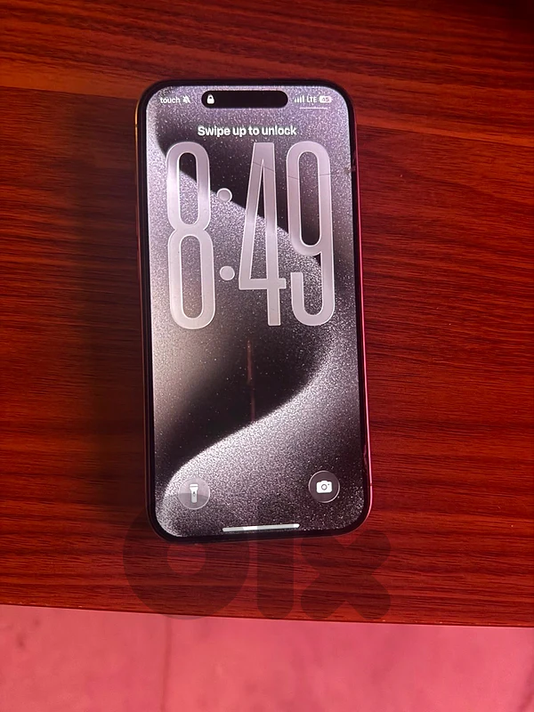 iphone 15 pro 256gb clean