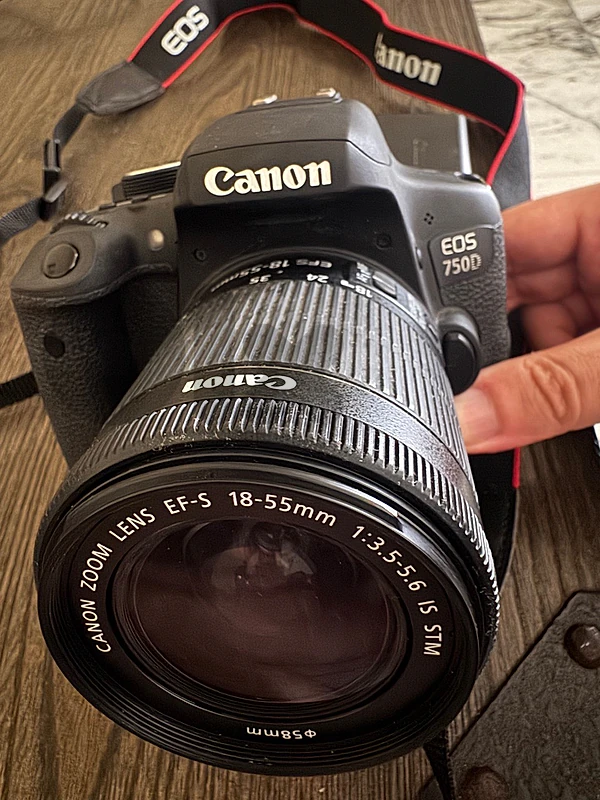 Canon EOS 750D super clean Canon EOS 750D super clean