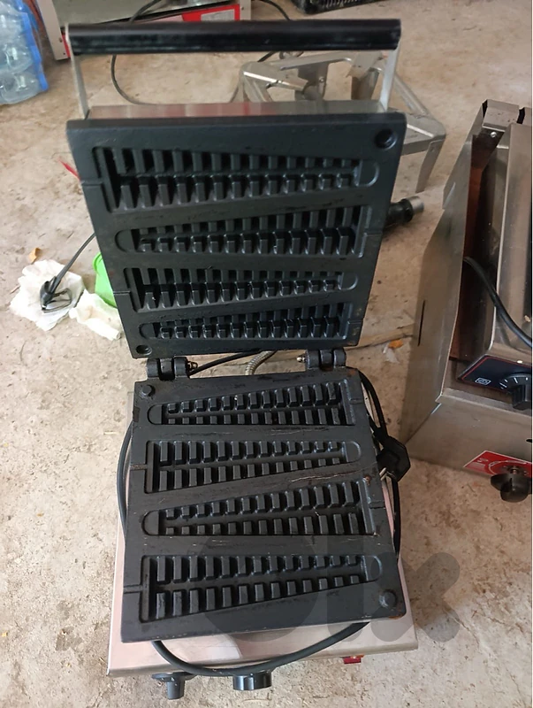 waffle machine
