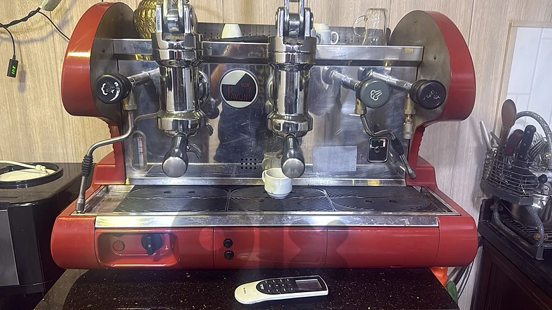 pavoni coffee machine