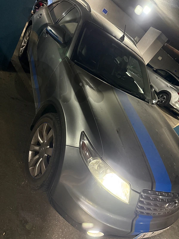 Infiniti Fx series 2005 fx35 -2005