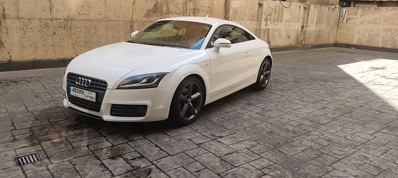 Audi TT 2010 audi tt quattro 2010