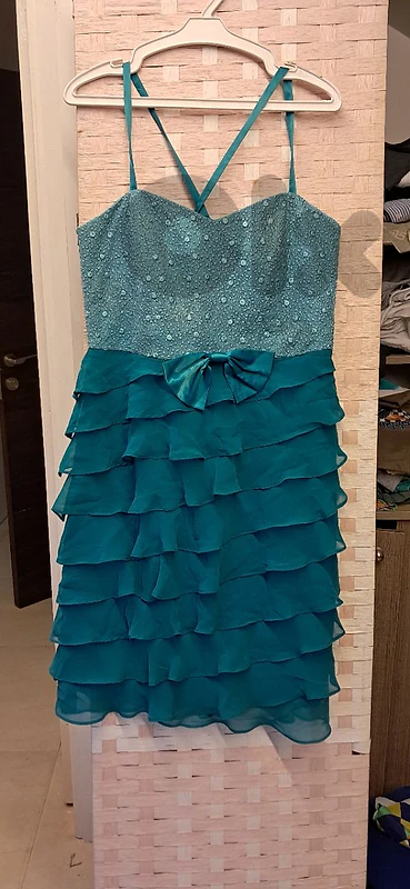 Short dress
