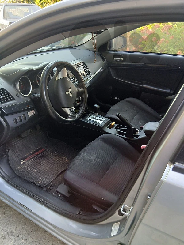 Mitsubishi Lancer 2016 glx