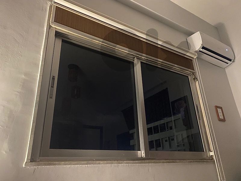 Aluminium window frame + Abajour