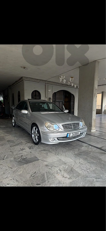 Mercedes-Benz 240/260/280 2006