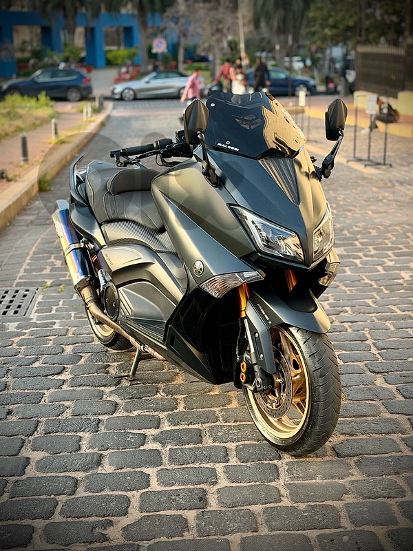 TMAX 530 tech-max