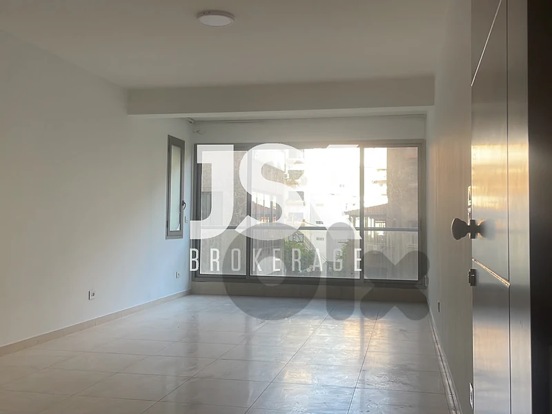 L22372  Charming Apartment For Rent in Achrafieh, Lycée