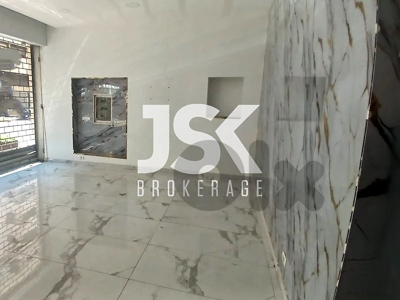 L22379 Prime Commercial Space For Rent in Jdeideh Main Road