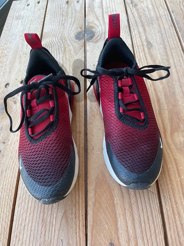 Nike Air 270 black & red