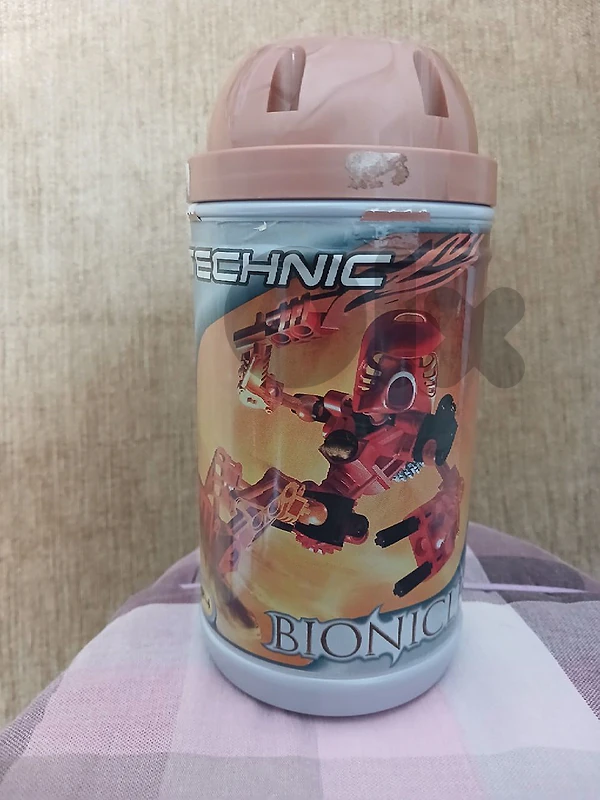 Lego Technic Bionicle Tahu.