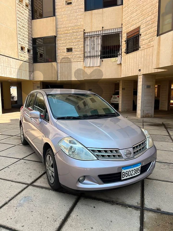 Nissan Tida 2011