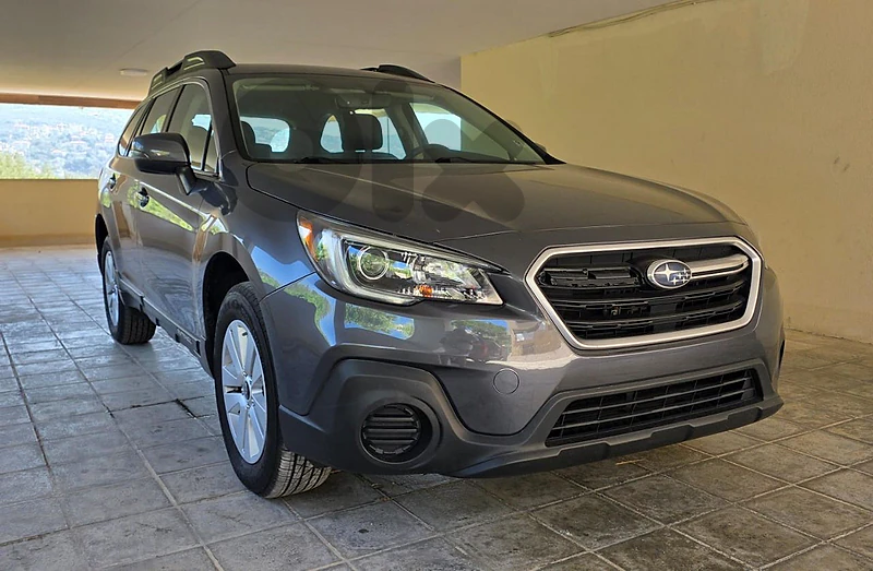 SUBARU OUTBACK 2018 !! SUPER CLEAN!!