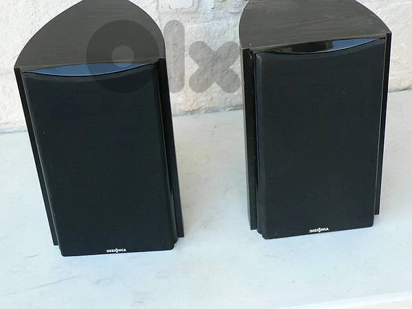 Insignia speakers
