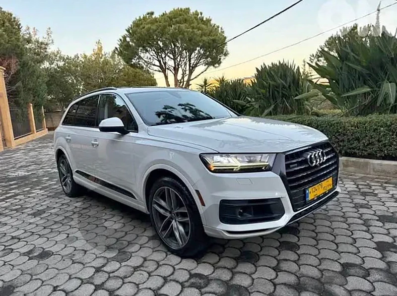 Audi Q7	2018