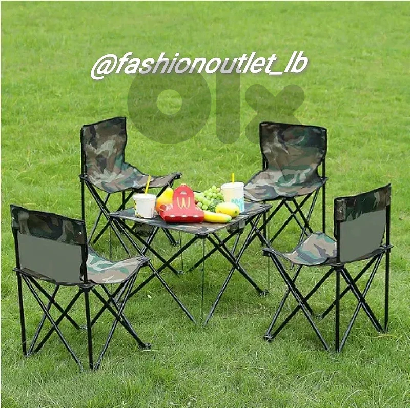 CHANODUG FOLDING TABLE & 4 CHAIRS