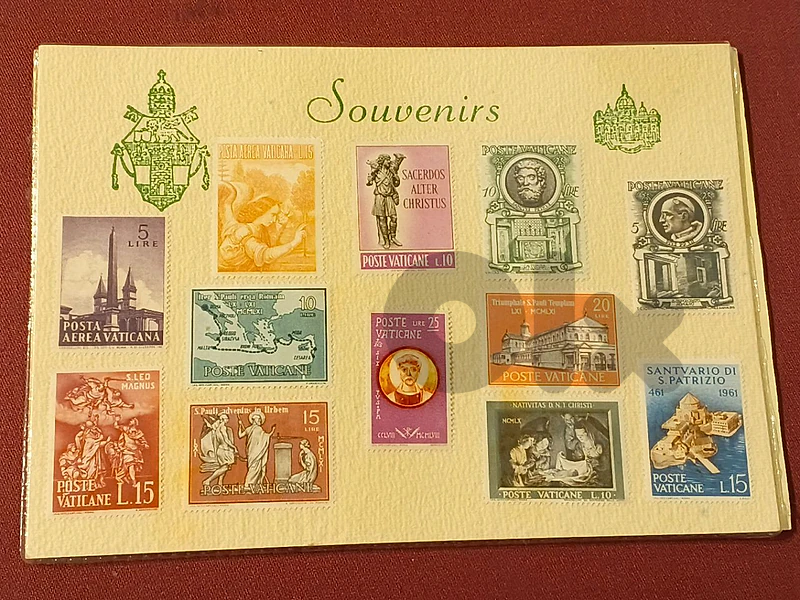 🇻🇦 VINTAGE VATICAN SOUVENIR STAMP CARD