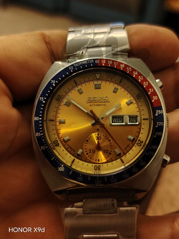 vintage seiko Pogue