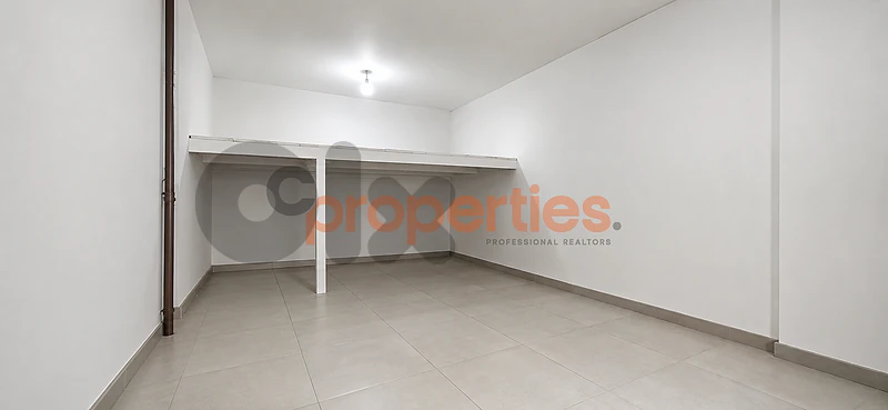 Shop For Rent in Mar Elias CPBHN52 – محل للأجار في مار الياس