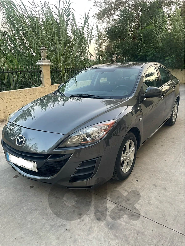 Mazda 3 2011 company source super clean needs nothing