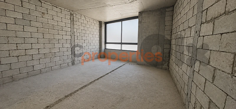 Office For Rent in Mar Elias مكتب للأجار في مار الياس CPBHN48