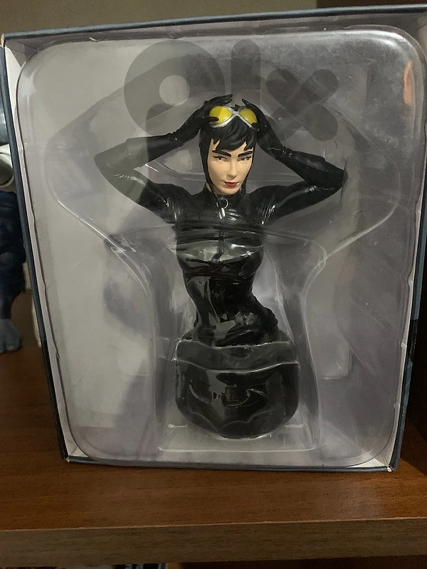 Catwoman Eaglemoss Collectable Bust