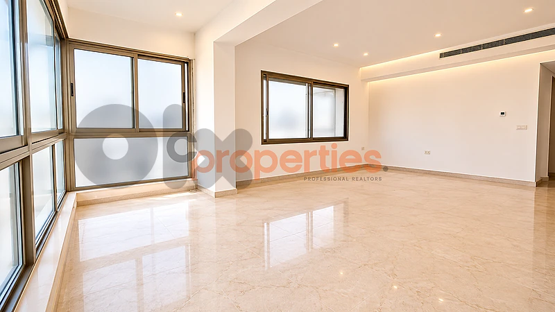 Apartment For Sale in Mar Elias CPBHN51 – شقة فخمة للبيع في مار الياس