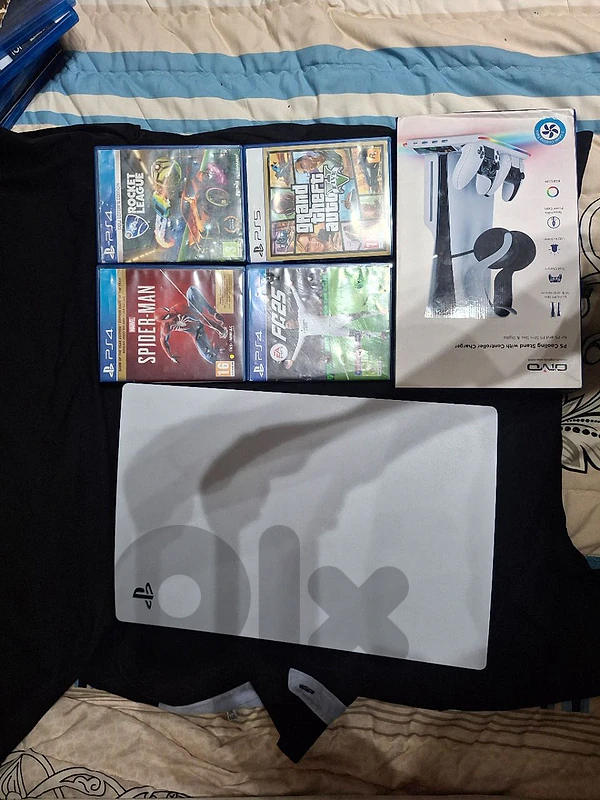 Playstation 5 مش مصلحة ولا مفكوكي ولا مرا