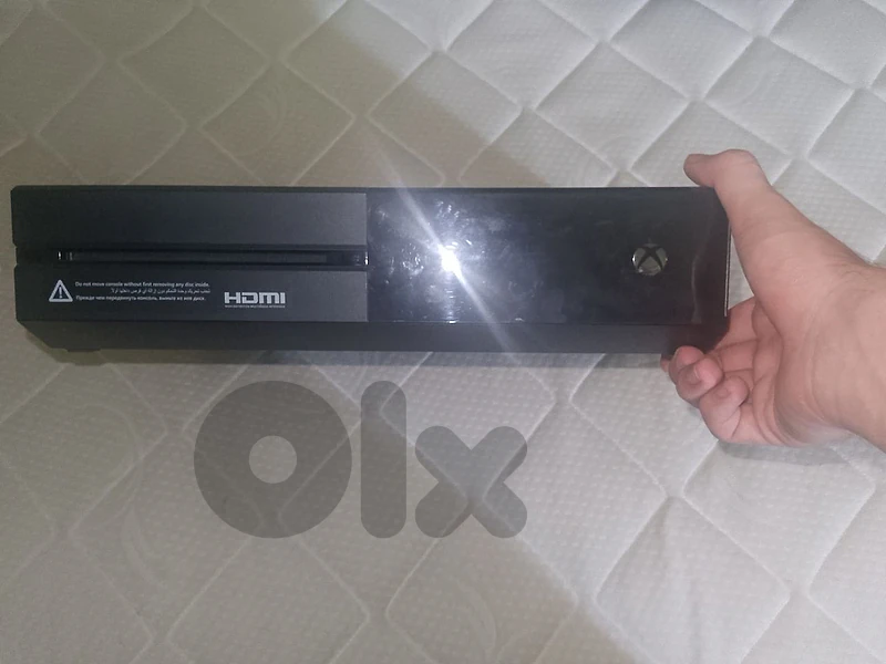 اكس بوكس وان مع كل لوازمه
