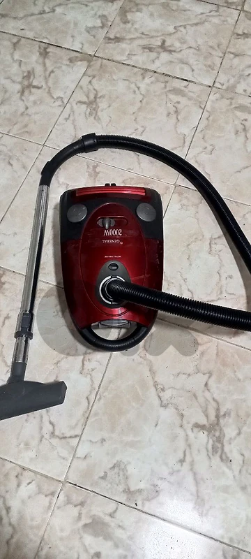 مكنسة كهربائية