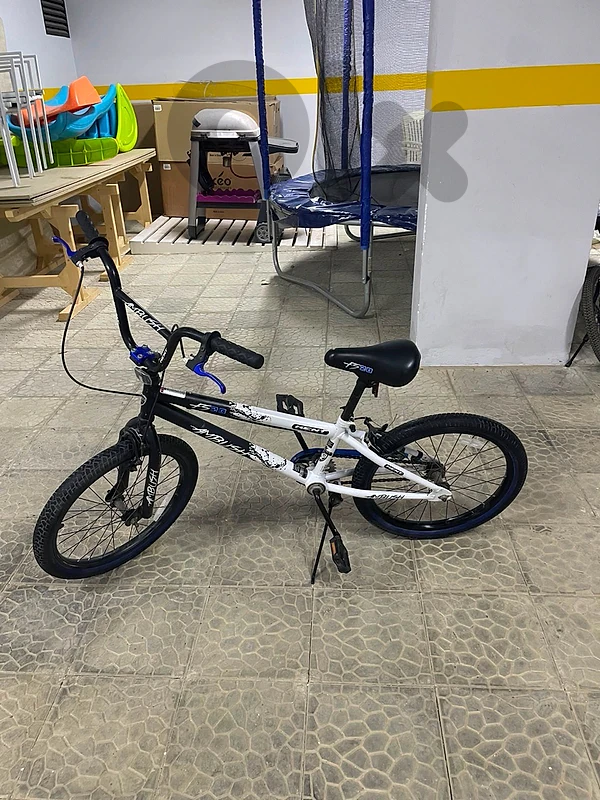 white bmx bicycle FS